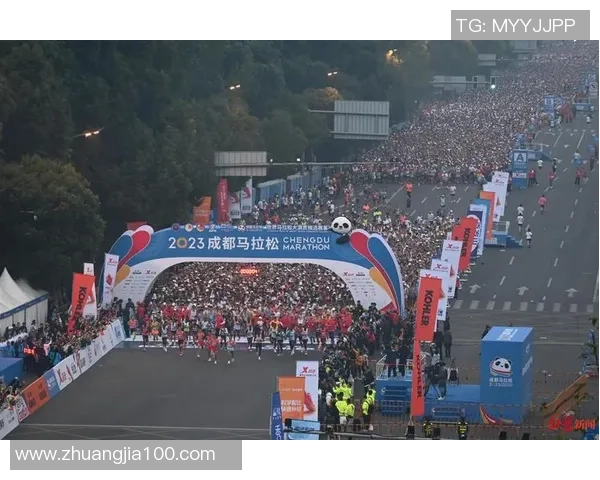 成都攀岩队在马拉松大满贯中的力量展现与精彩表现分析